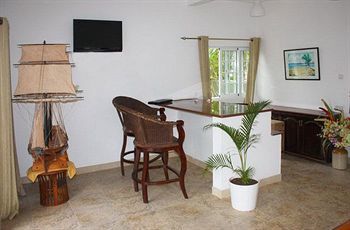 Bord Mer Villa Mahe Island Exterior photo